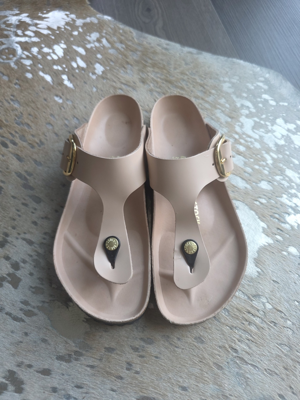 Birkenstock Gizeh Big Buckle Sandals - Size 40 Or 8.5
